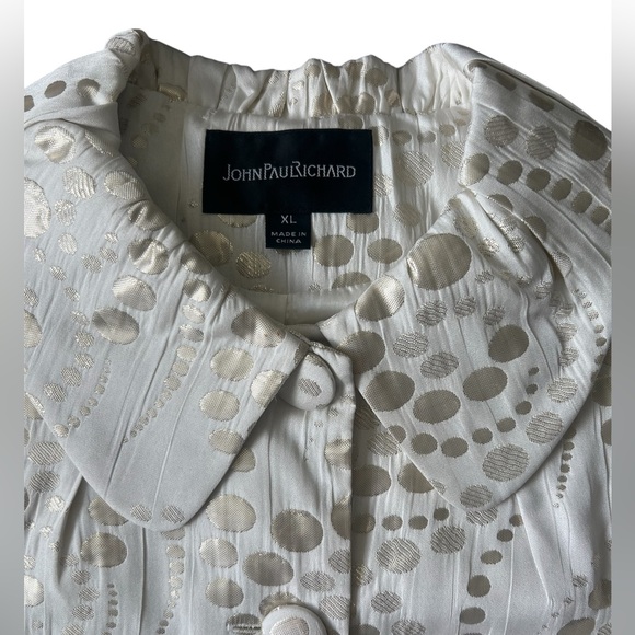 John Paul Richard White and Gold Peter Pan Collar Blazer | XL - Picture 3 of 5